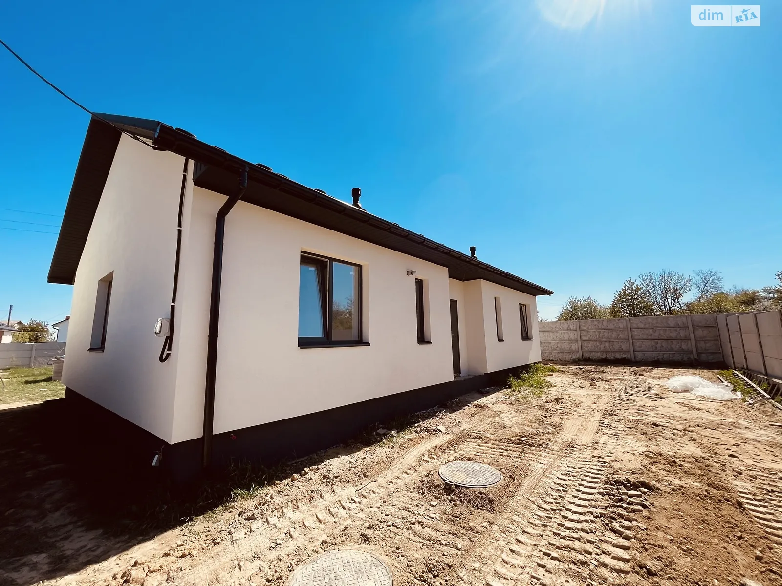 Продається одноповерховий будинок 105 кв. м з садом, цена: 72000 $ - фото 1