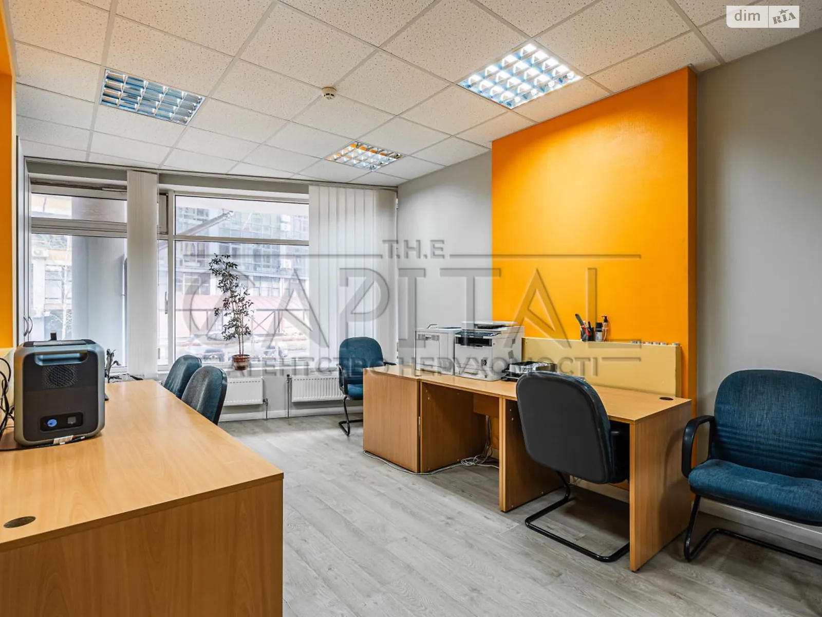 Здається в оренду офіс 227 кв. м в бізнес-центрі, цена: 2500 $ - фото 1