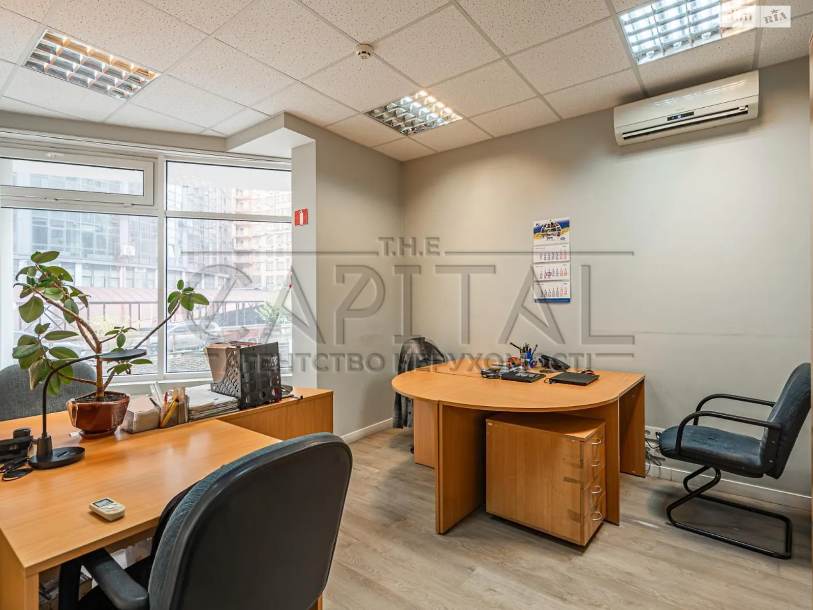 Продається офіс 227.3 кв. м в бізнес-центрі, цена: 500000 $ - фото 1