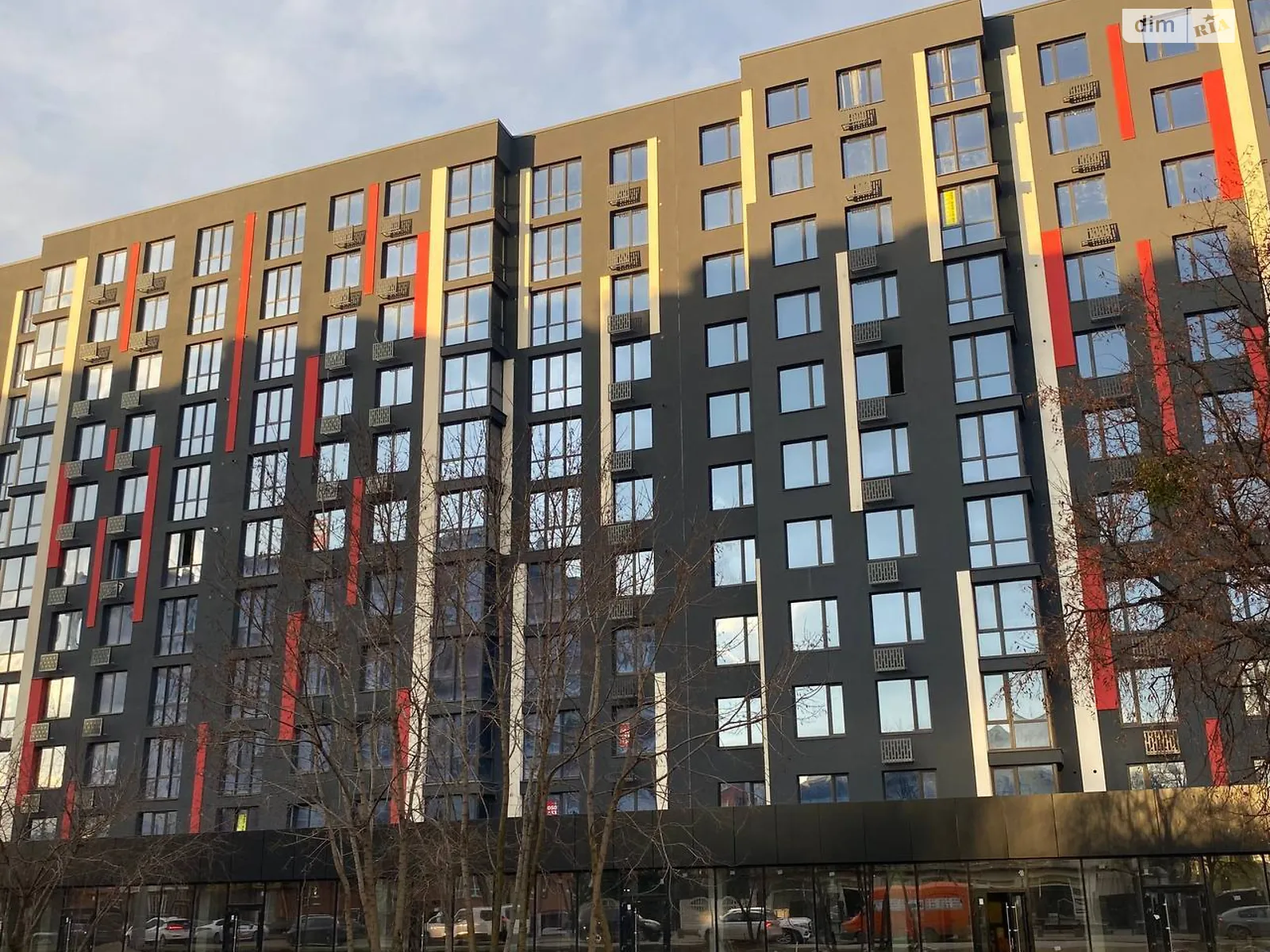 Продается 2-комнатная квартира 70 кв. м в Ивано-Франковске, ул. Бандеры Степана - фото 1