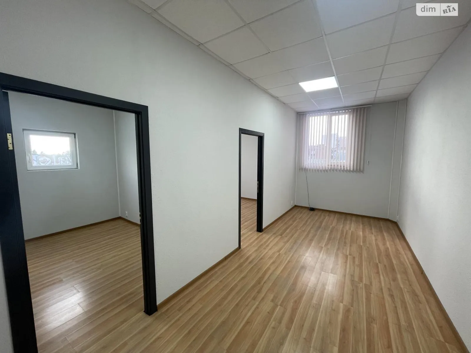 Здається в оренду офіс 36 кв. м в бізнес-центрі, цена: 5400 грн - фото 1