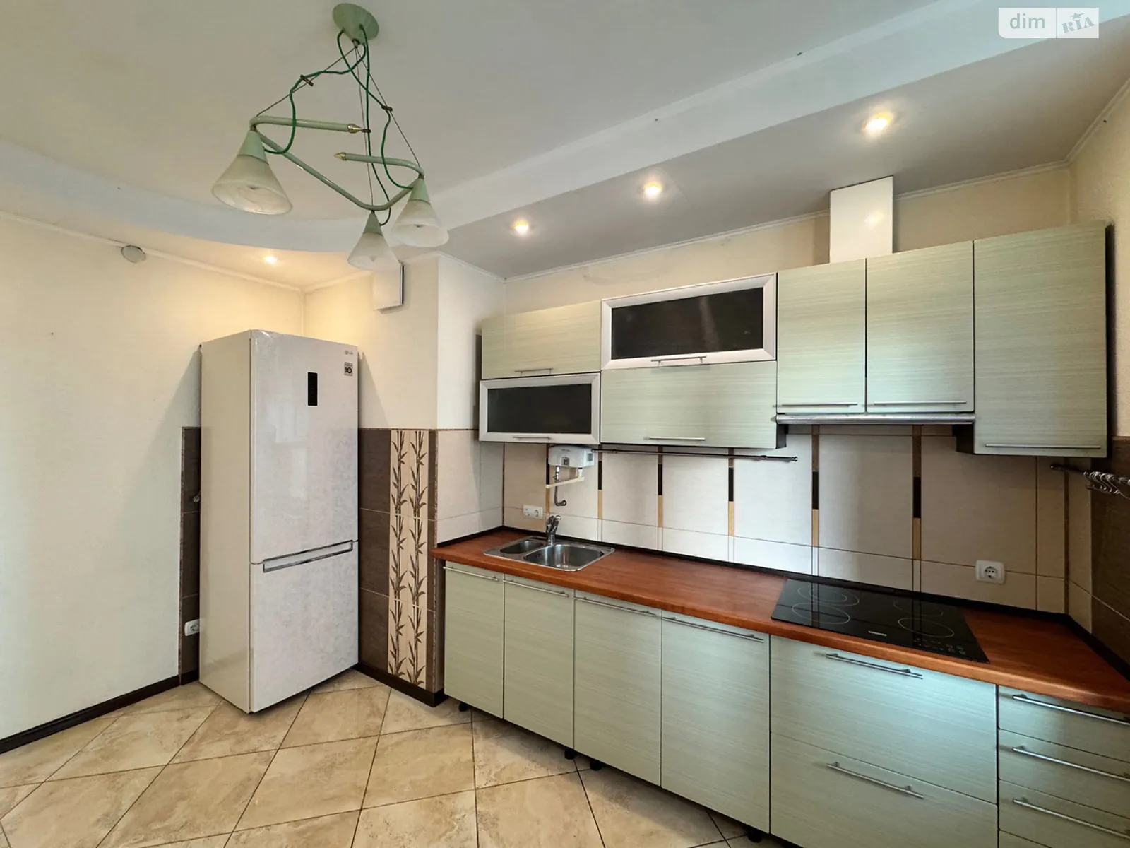 Продается 2-комнатная квартира 69 кв. м в Киеве, наб. Днепровская, 26Б - фото 1
