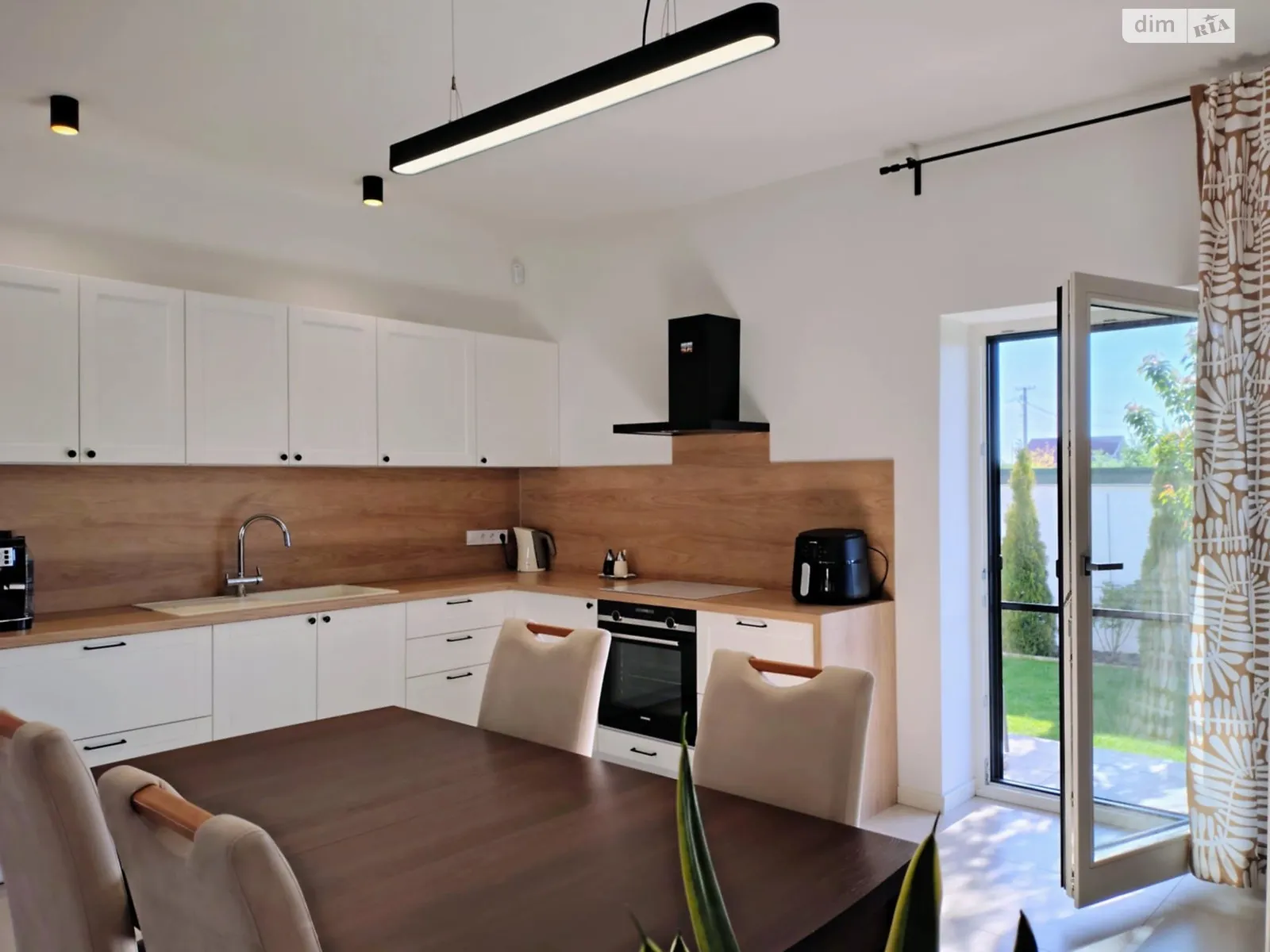 Продается одноэтажный дом 150 кв. м с террасой, цена: 265000 $ - фото 1