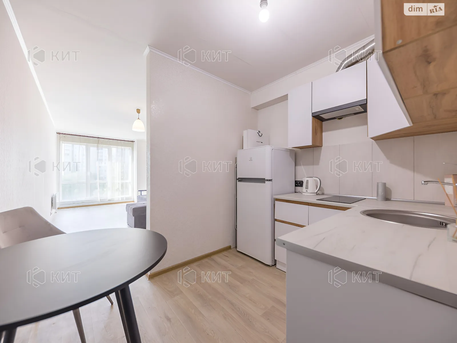 Продается 1-комнатная квартира 35 кв. м в Харькове, просп. Героев Харькова(Московский), 118 - фото 1