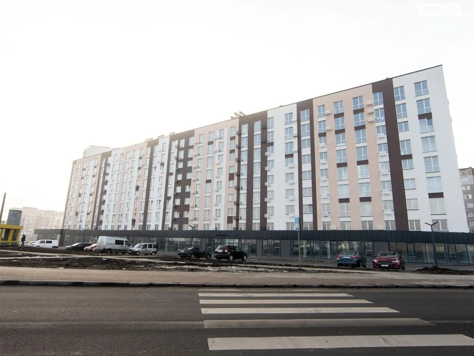 Продается 2-комнатная квартира 69 кв. м в Ровно, ул. Соборная - фото 1