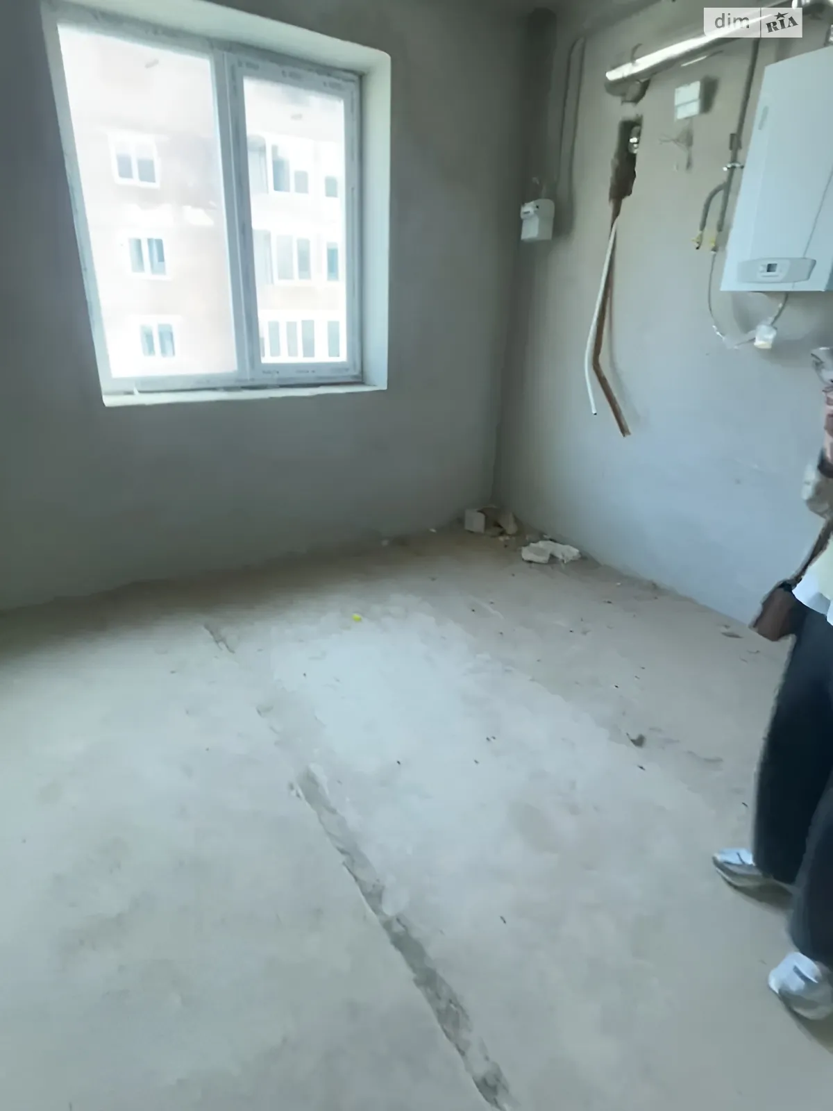 Продається 1-кімнатна квартира 42 кв. м у Ворзелі, вул. Павла Чубинського, 9 - фото 1