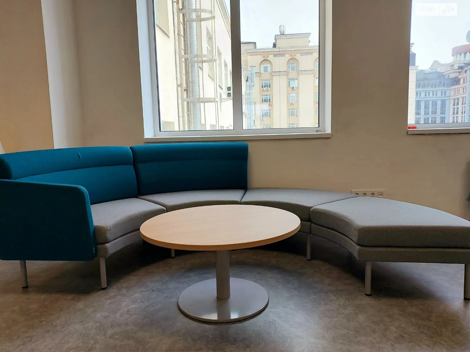 Сдается в аренду офис 525 кв. м в бизнес-центре, цена: 11550 $ - фото 1