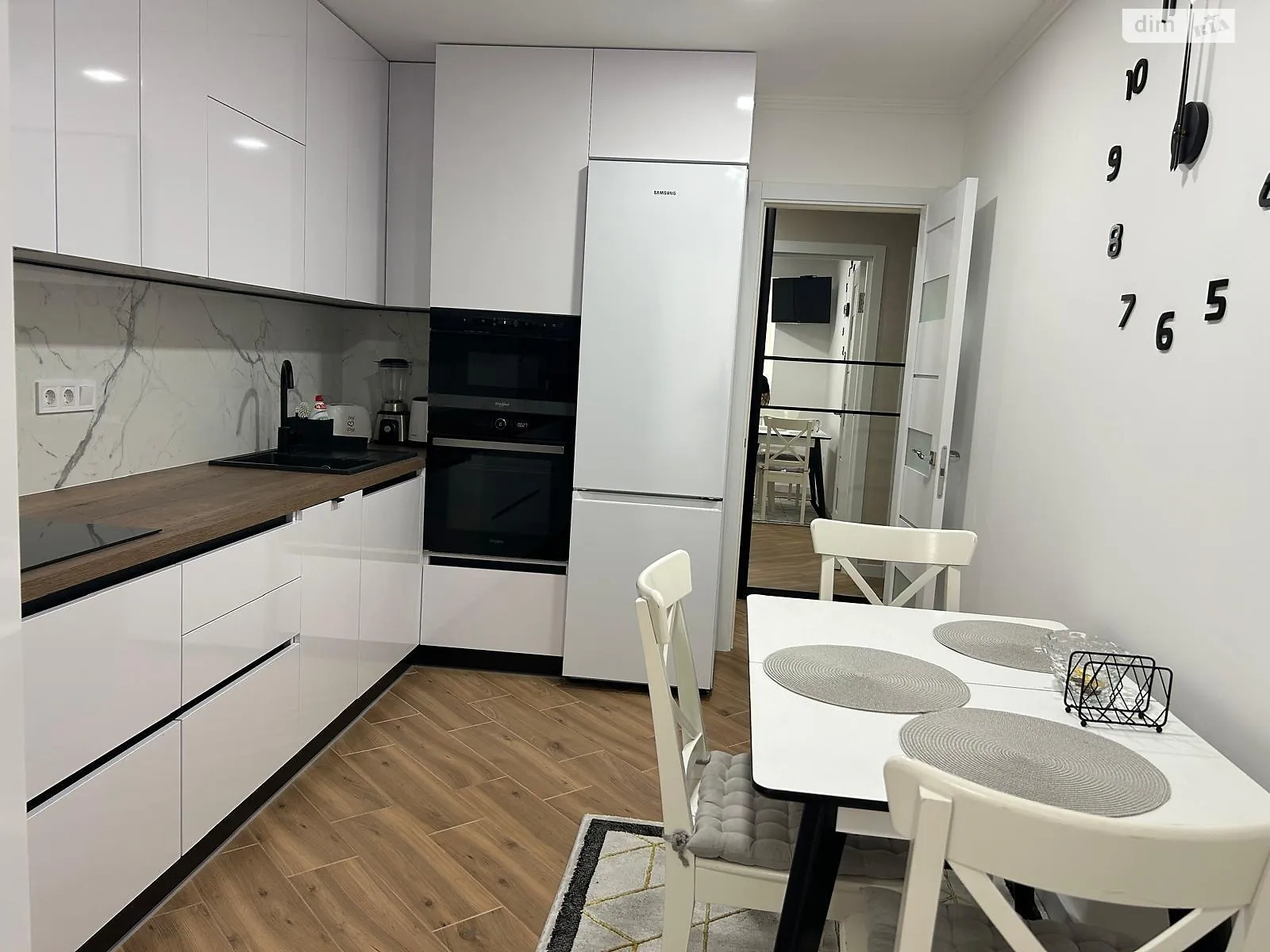 1-комнатная квартира 38.6 кв. м в Тернополе, просп. Злуки, 18 - фото 1