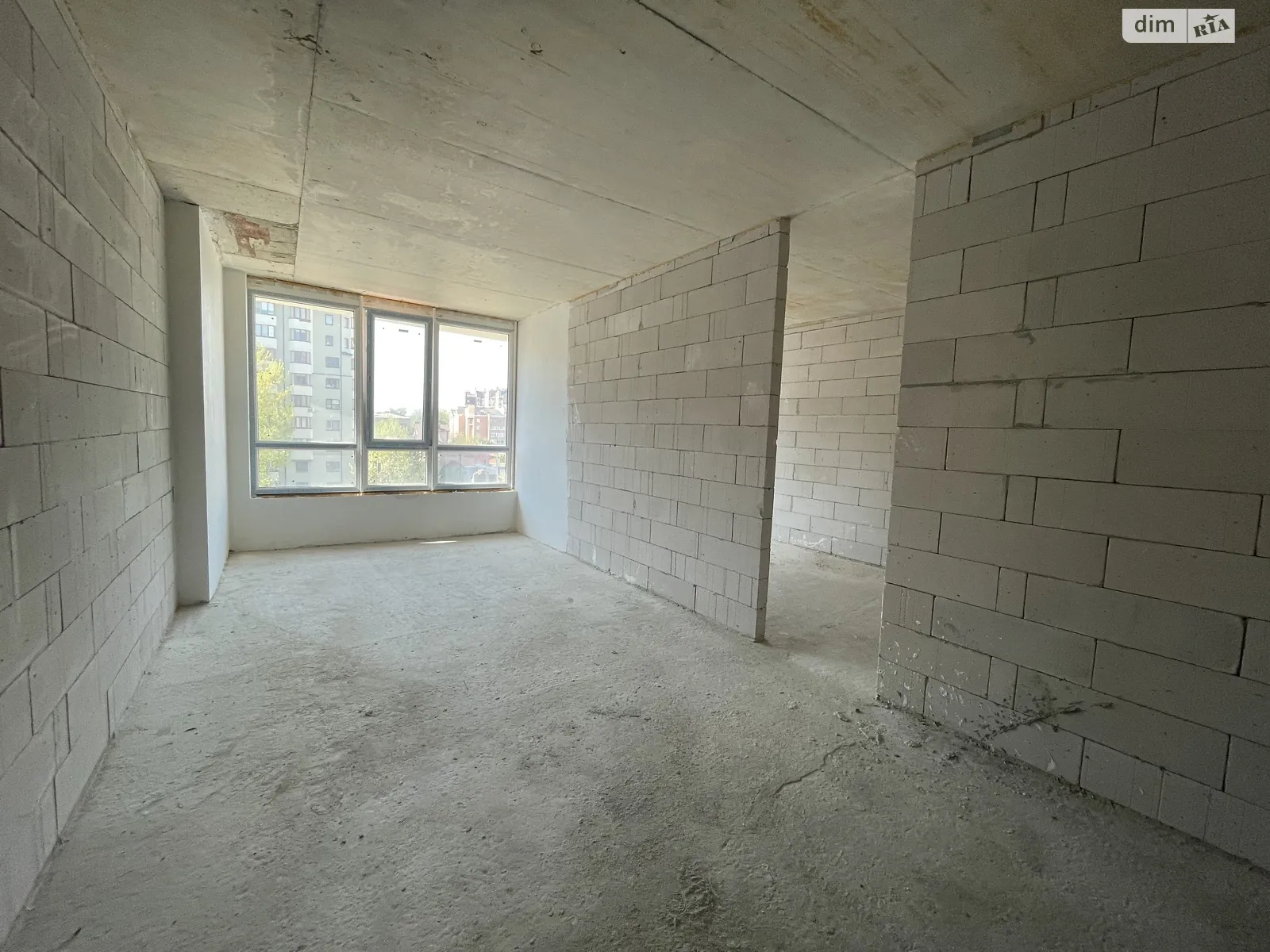 Продается 2-комнатная квартира 62 кв. м в Ивано-Франковске, бул. Южный, 32Б - фото 1