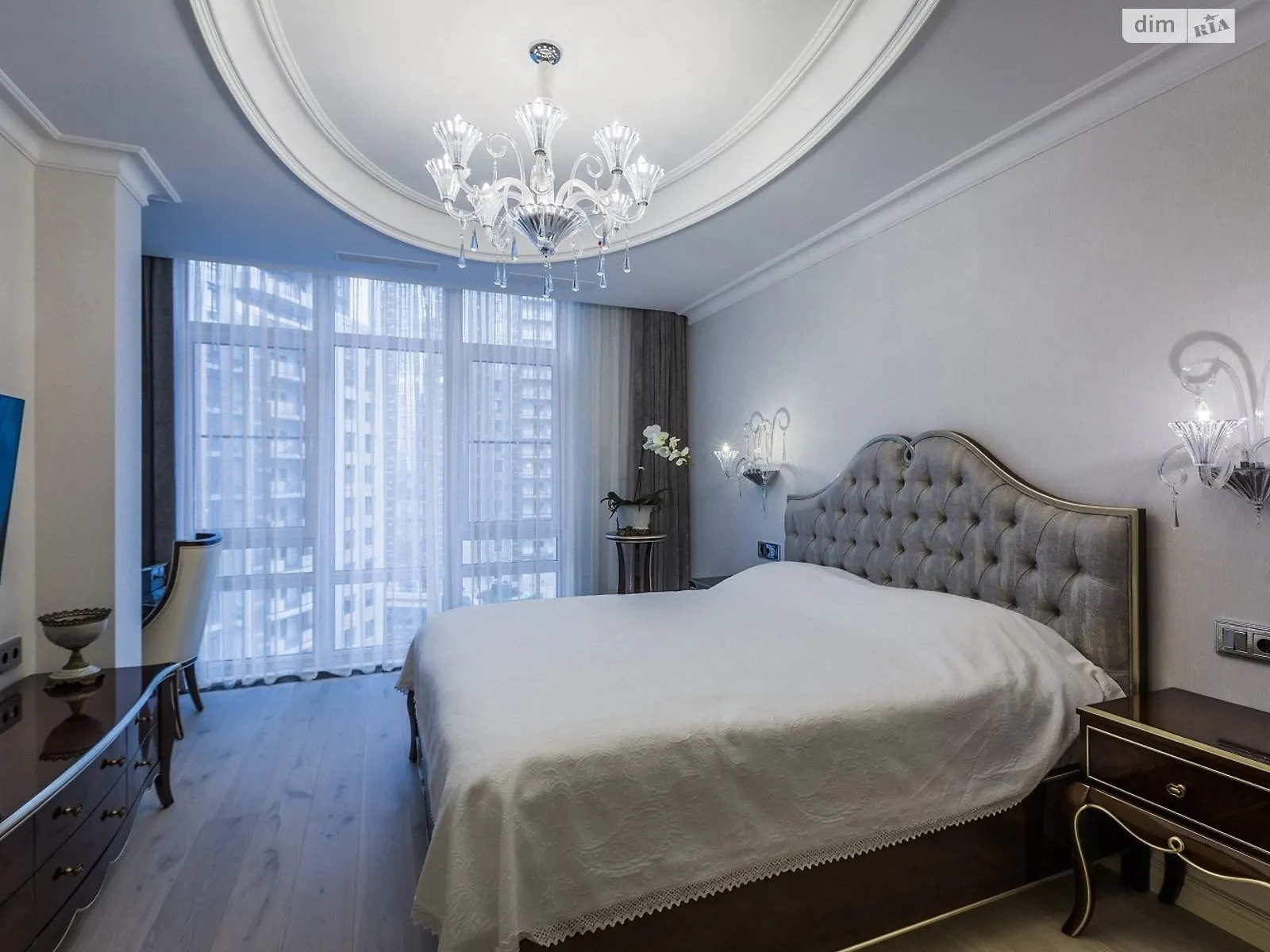 Продается 3-комнатная квартира 81 кв. м в Киеве, ул. Саперное Поле, 3 - фото 1