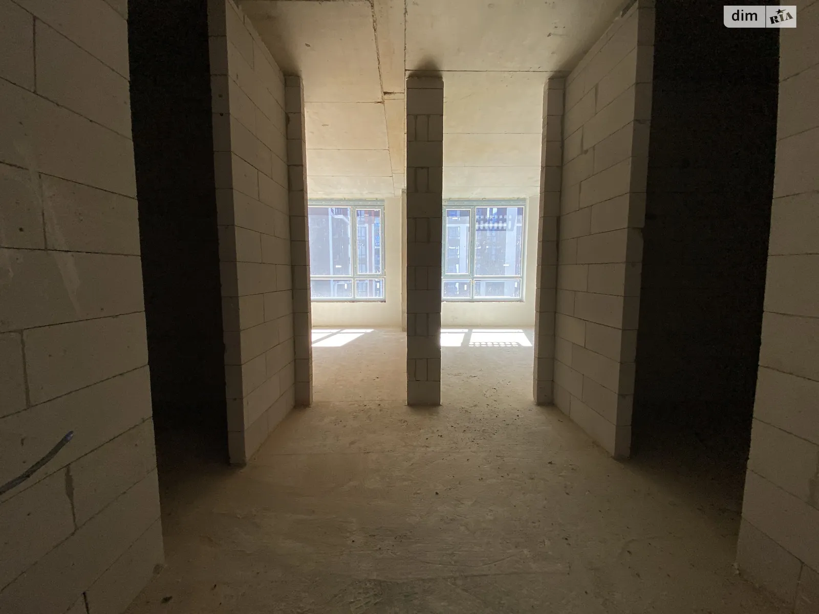 Продается 1-комнатная квартира 39 кв. м в Ивано-Франковске, ул. Вовчинецька, 223А - фото 1