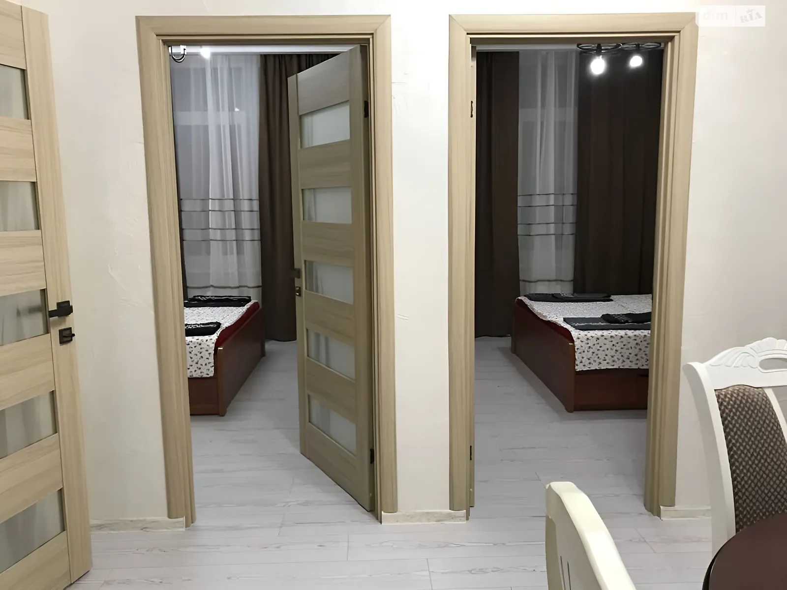 Продається 2-кімнатна квартира 42 кв. м у Одесі, вул. Валерія Самофалова, 16А/5 - фото 1