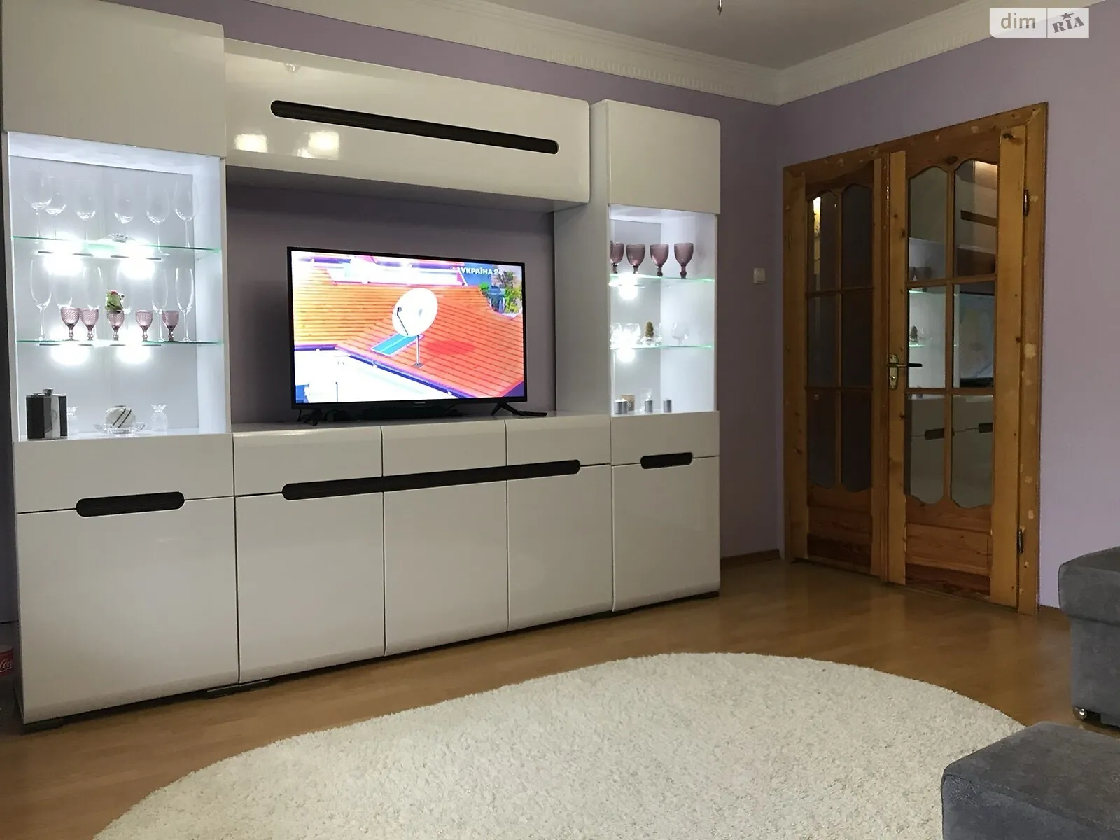 Продається 3-кімнатна квартира 68 кв. м у Мукачеві, Росвигово - фото 1