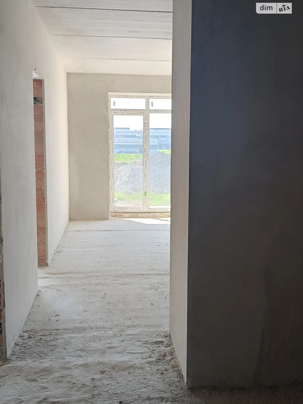 Продается 3-комнатная квартира 86.2 кв. м в Ивано-Франковске, ул. Джохара Дудаева - фото 1