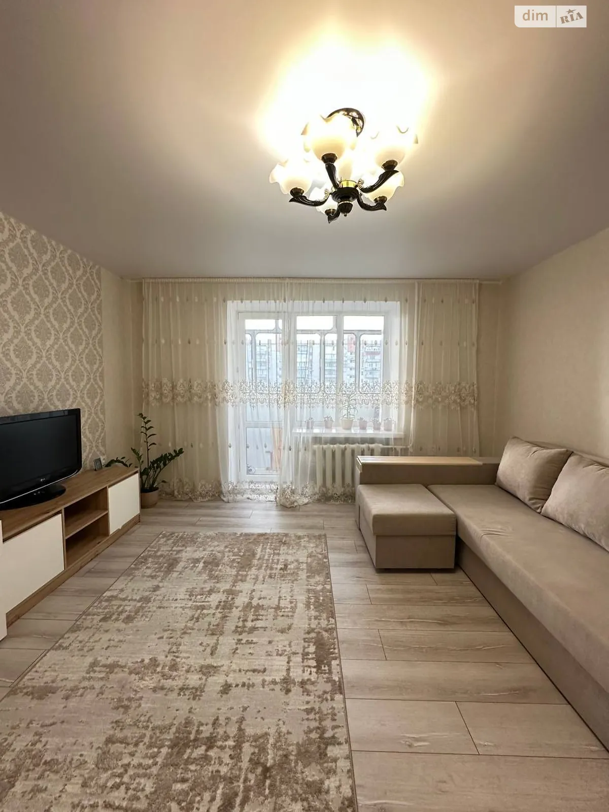 Продается 3-комнатная квартира 67 кв. м в Хмельницком - фото 1