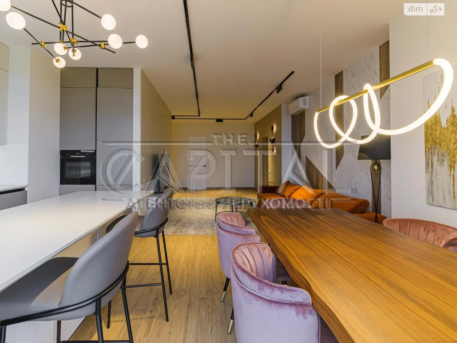 Продается 4-комнатная квартира 190 кв. м в Киеве, ул. Бусловская, 12 - фото 1