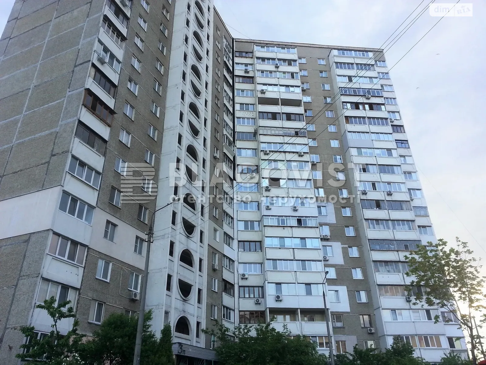 Продается 2-комнатная квартира 55 кв. м в Киеве, ул. Ревуцкого, 4 - фото 1