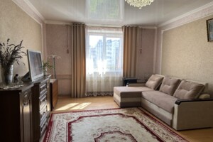 Продаж квартири, Івано-Франківськ, р‑н. Центр, Новгородська вулиця