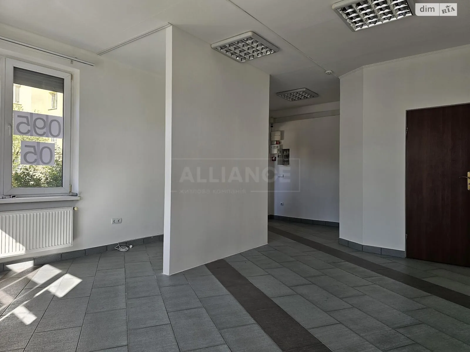 вул. Івасюка, 21 Майзлі Івано-Франківськ, цена: 52500 € - фото 1