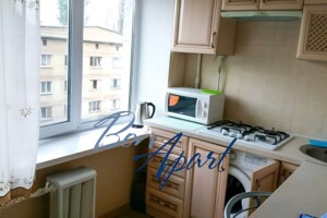 Продаж квартири, Київ, р‑н. Караваєві Дачі, ст.м. Шулявська, Дашавська вулиця, буд. 24