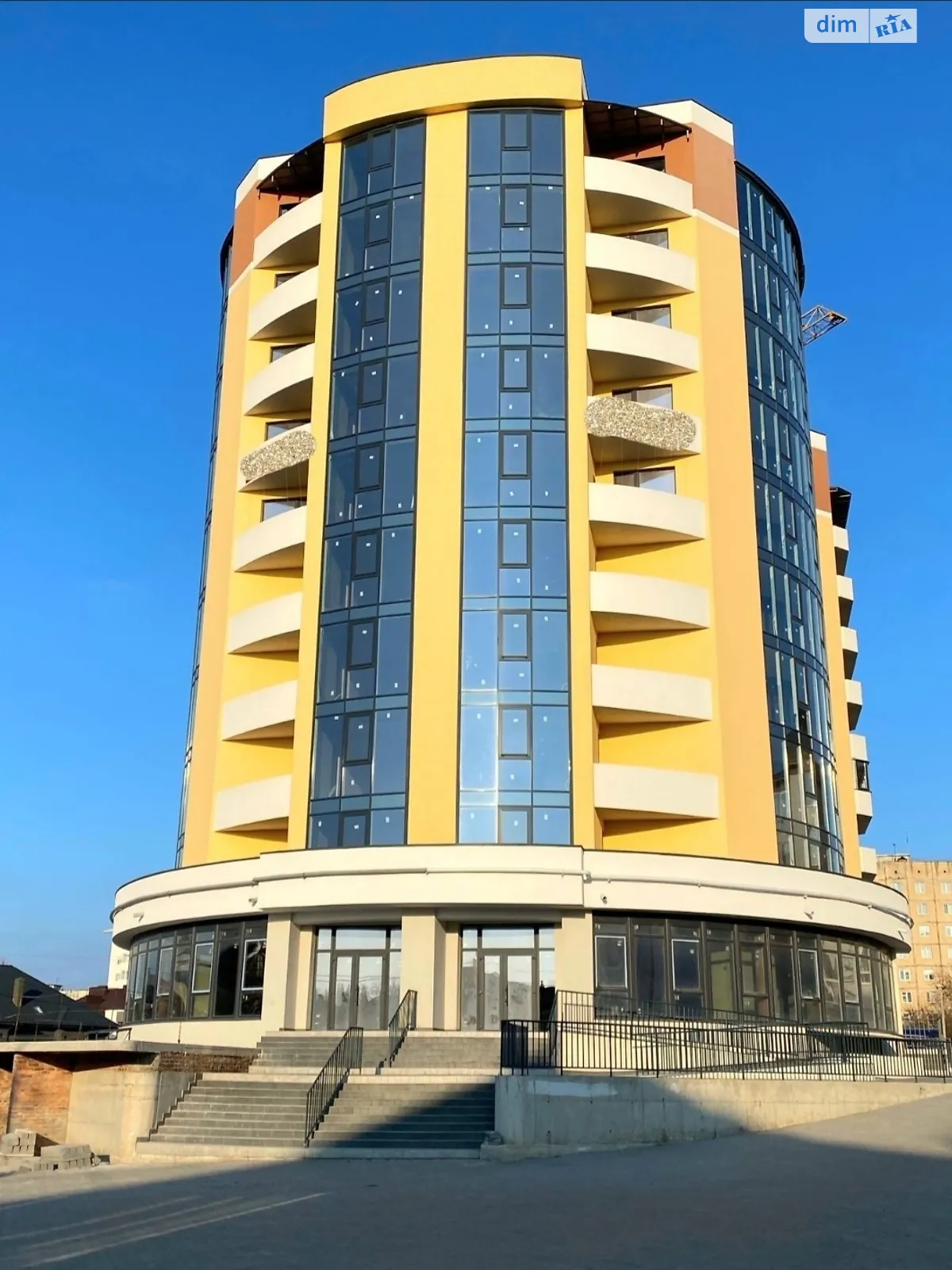 Продается 1-комнатная квартира 58 кв. м в Ровно, ул. Анатолия Грицая(Чехова), 17А - фото 1