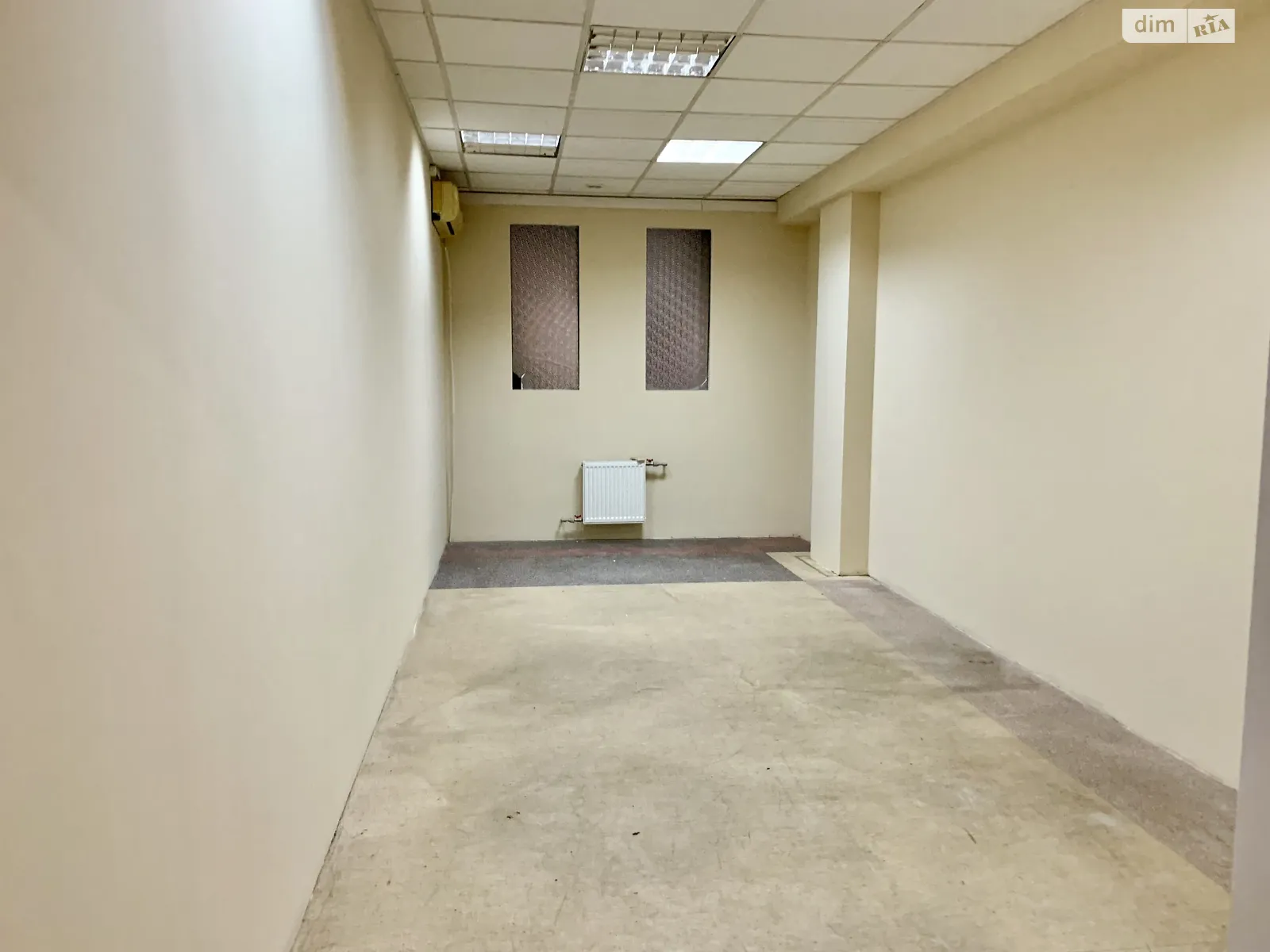 Сдается в аренду офис 20.7 кв. м в бизнес-центре, цена: 4140 грн - фото 1