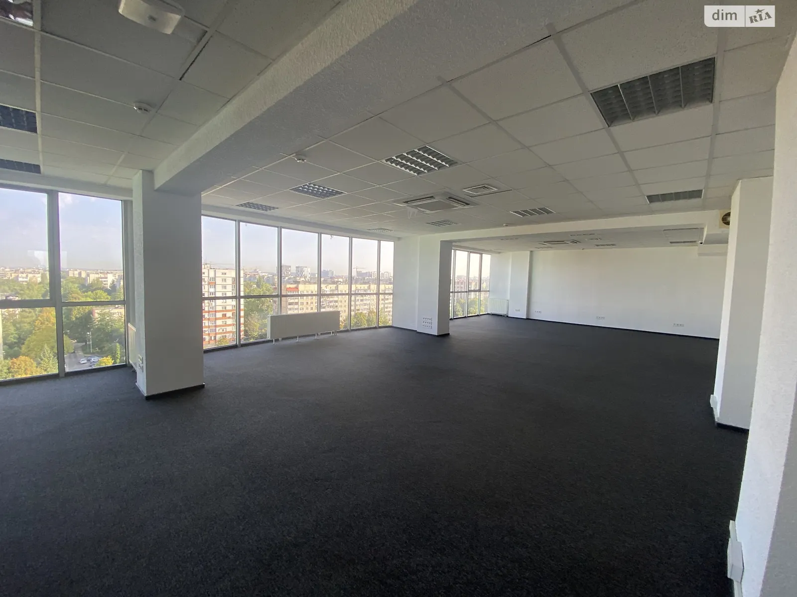 Сдается в аренду офис 483 кв. м в бизнес-центре, цена: 5796 $ - фото 1