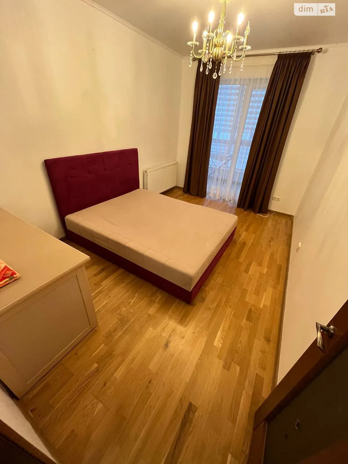 Здається в оренду 3-кімнатна квартира 87 кв. м у Львові, вул. Юрія Руфа(Некрасова) - фото 1
