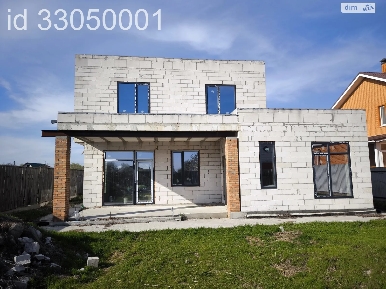 Продается дом на 2 этажа 170 кв. м с участком, цена: 77000 $ - фото 1