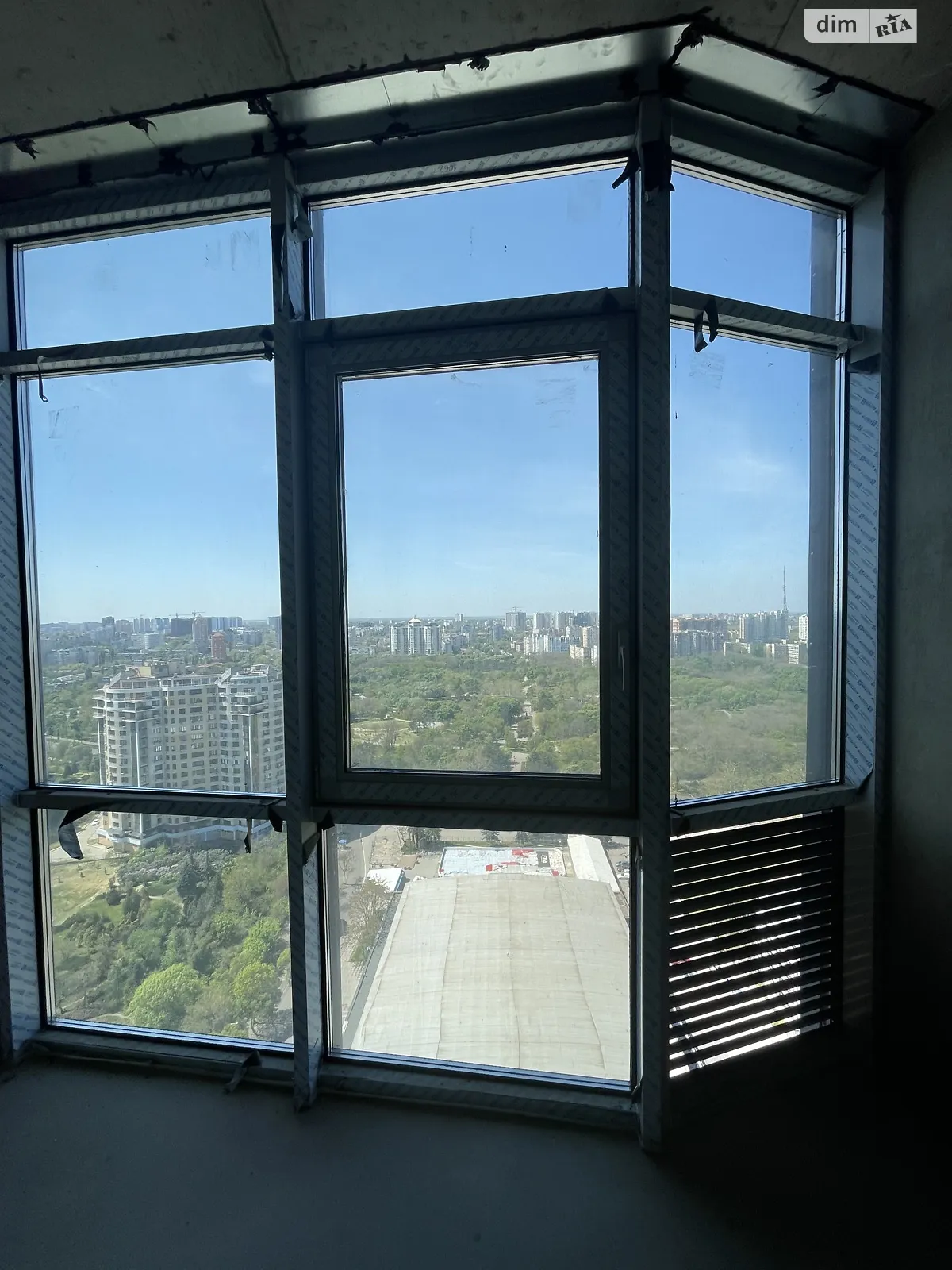 Продается 1-комнатная квартира 67 кв. м в Одессе, просп. Шевченко, 29/1 - фото 1