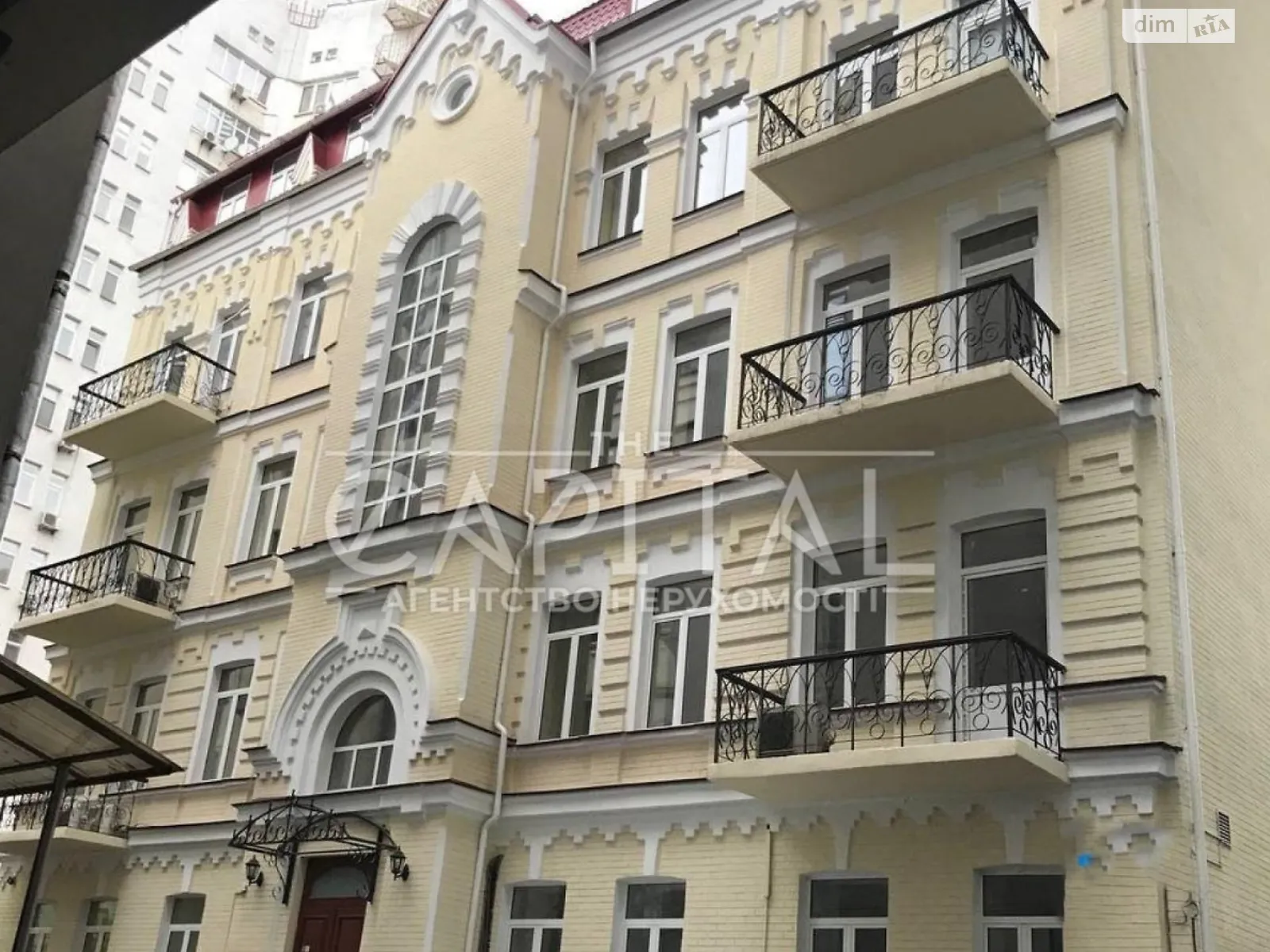 Продается офис 1068.7 кв. м в бизнес-центре, цена: 1950000 $ - фото 1