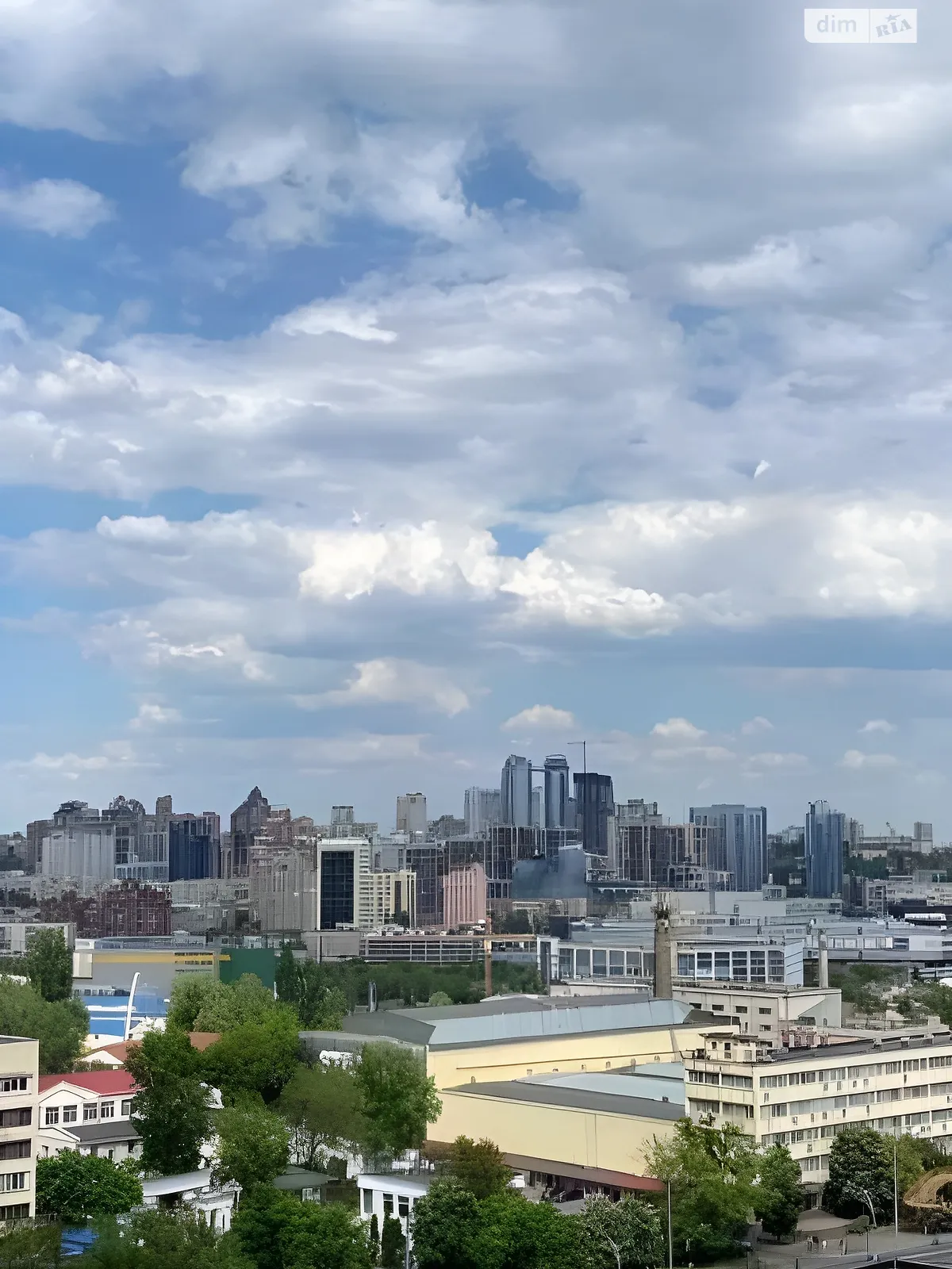 Продается 2-комнатная квартира 65 кв. м в Киеве, ул. Костанайская, 13 - фото 1