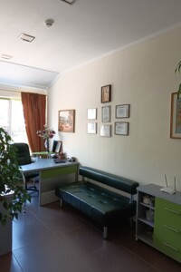 Долгосрочная аренда офисного помещения, Тернополь, р‑н. Центр, Шептицкого Андрея Митрополита улица