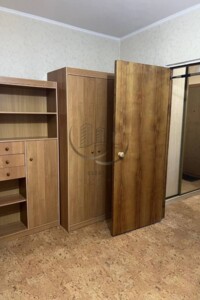 Довгострокова оренда квартири, Харків, р‑н. Слобідський, ст.м. Захисників України, Московський проспект, буд. 64А