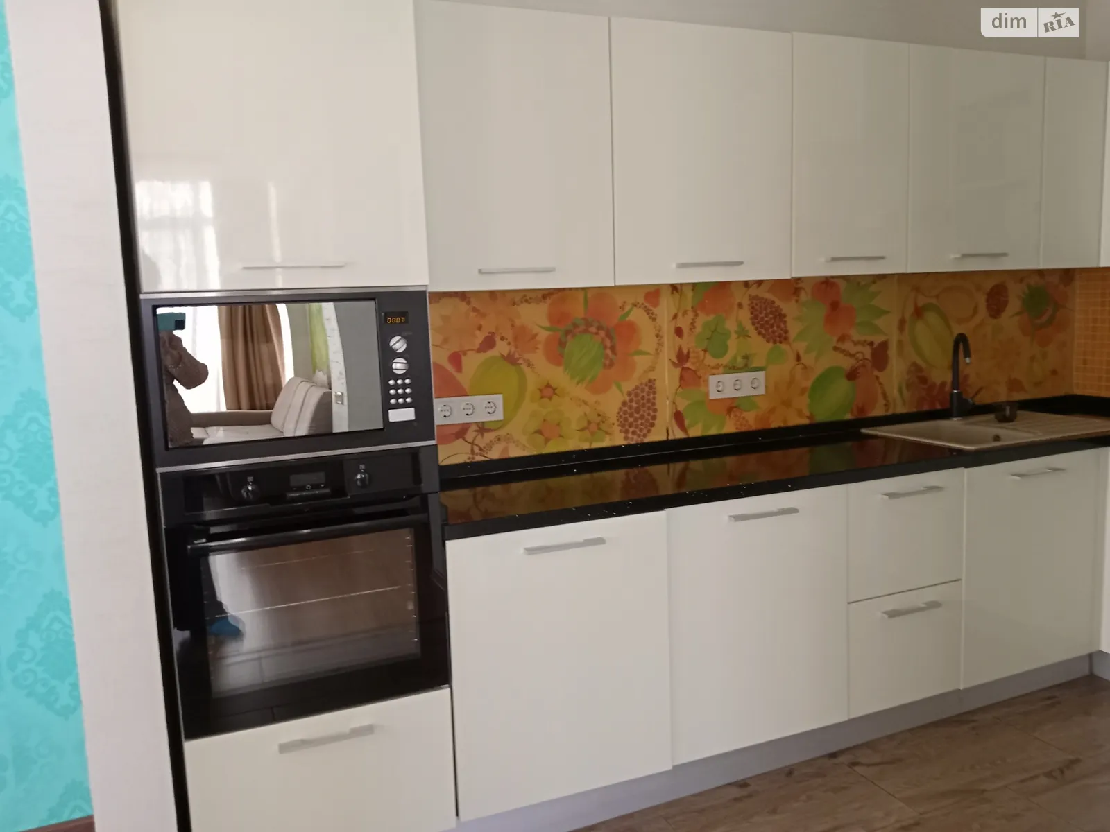 Продається 2-кімнатна квартира 95 кв. м у Одесі, бул. Французький, 22/3 - фото 1