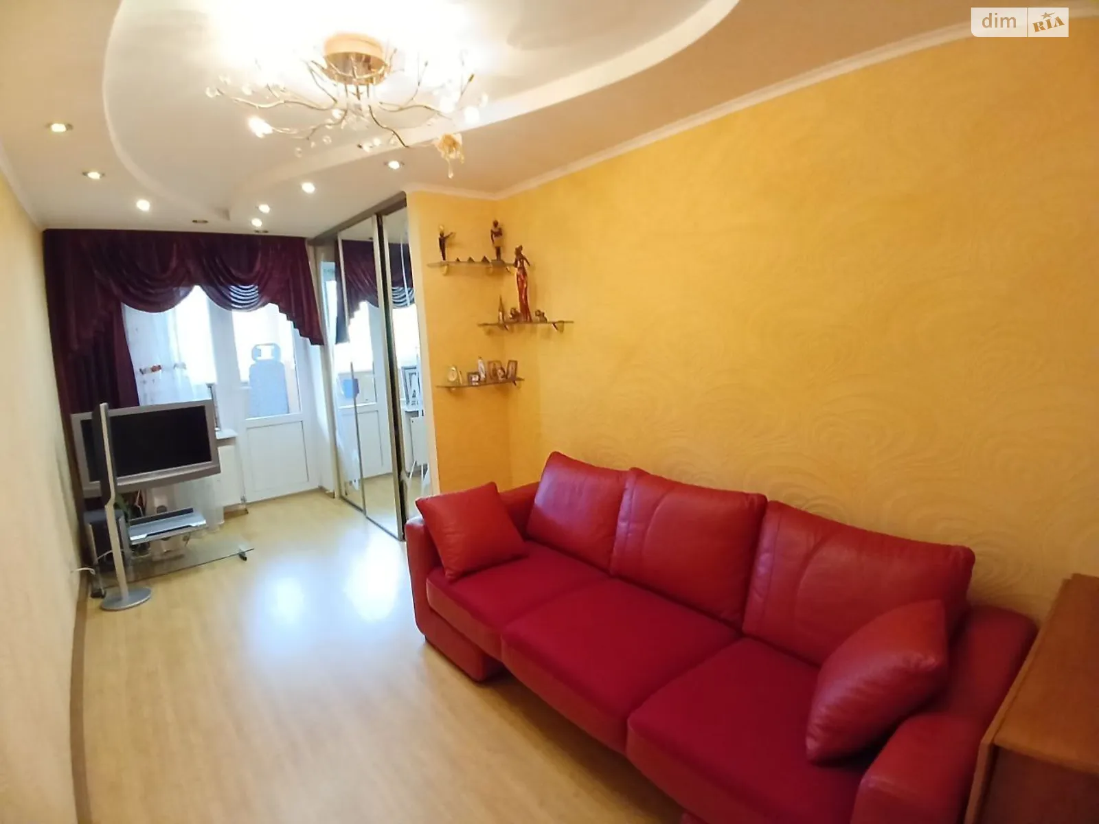 Продається 3-кімнатна квартира 60.9 кв. м у Хмельницькому, цена: 57400 $ - фото 1