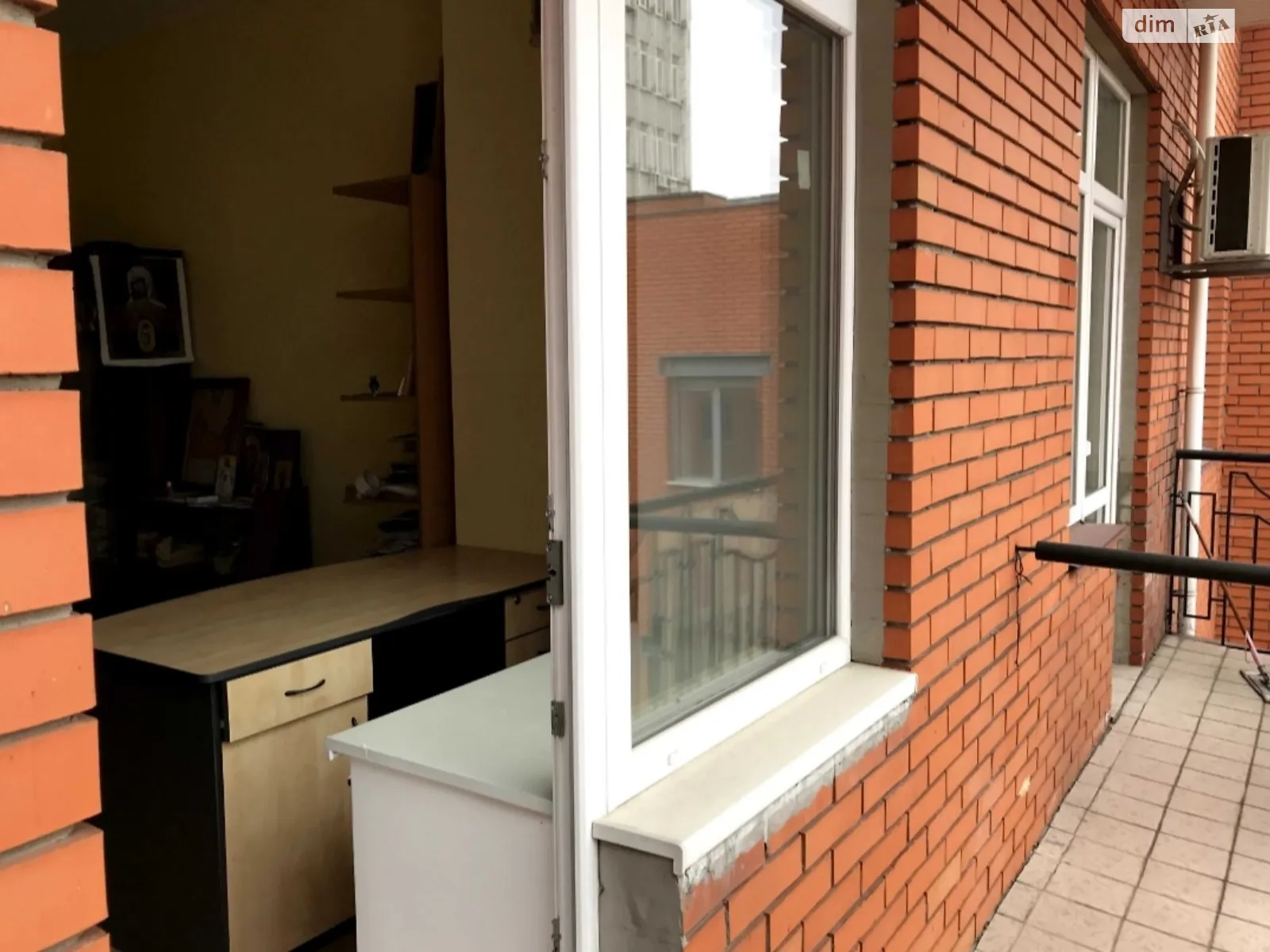 Здається в оренду офіс 19 кв. м в бізнес-центрі, цена: 7000 грн - фото 1
