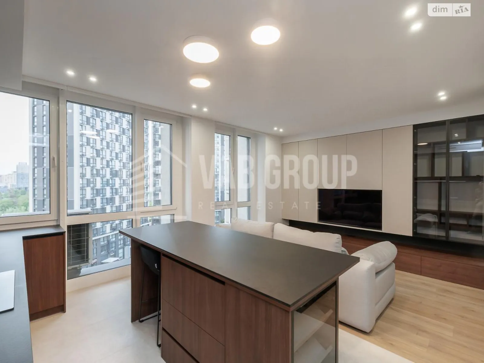 Продается 2-комнатная квартира 75 кв. м в Киеве, ул. Заречная, 2 корпус 2 - фото 1