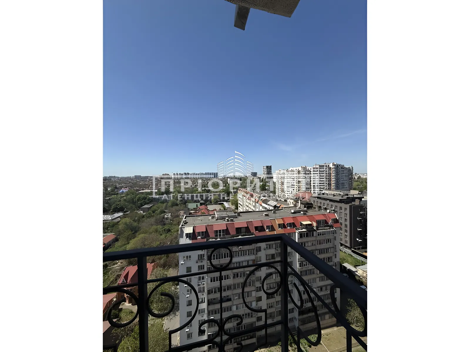 Продається 1-кімнатна квартира 41.8 кв. м у Одесі, вул. Педагогічна - фото 1