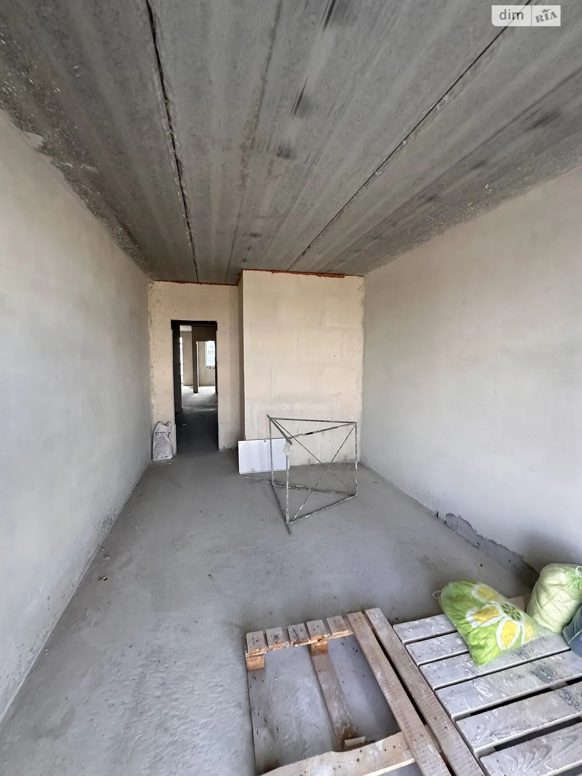 Продається 2-кімнатна квартира 75.3 кв. м у Івано-Франківську, вул. Височана Семена, 18 корпус 4 - фото 1