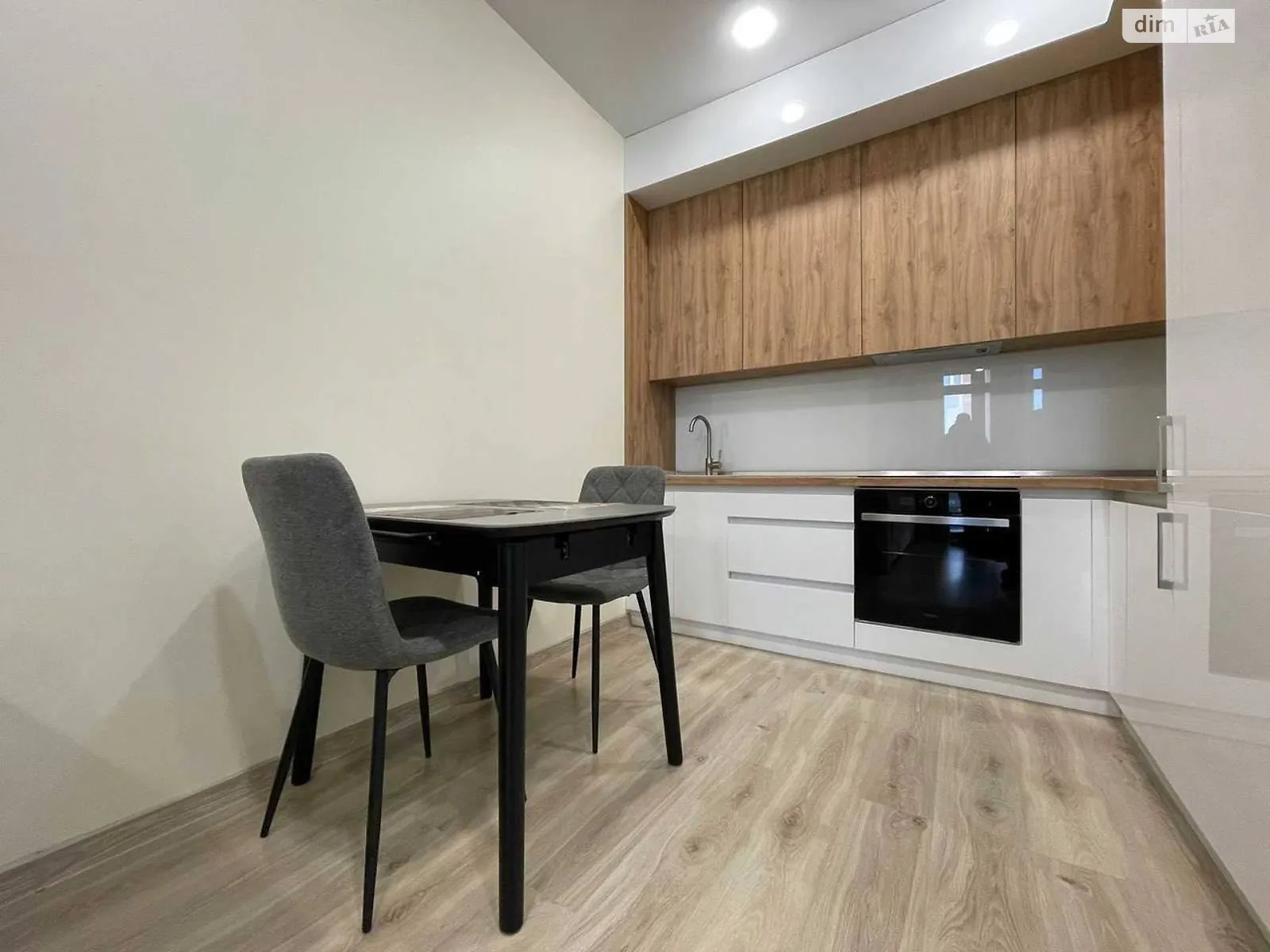 Сдается в аренду 2-комнатная квартира 42 кв. м в Днепре, ул. Костомаровская, 1А - фото 1
