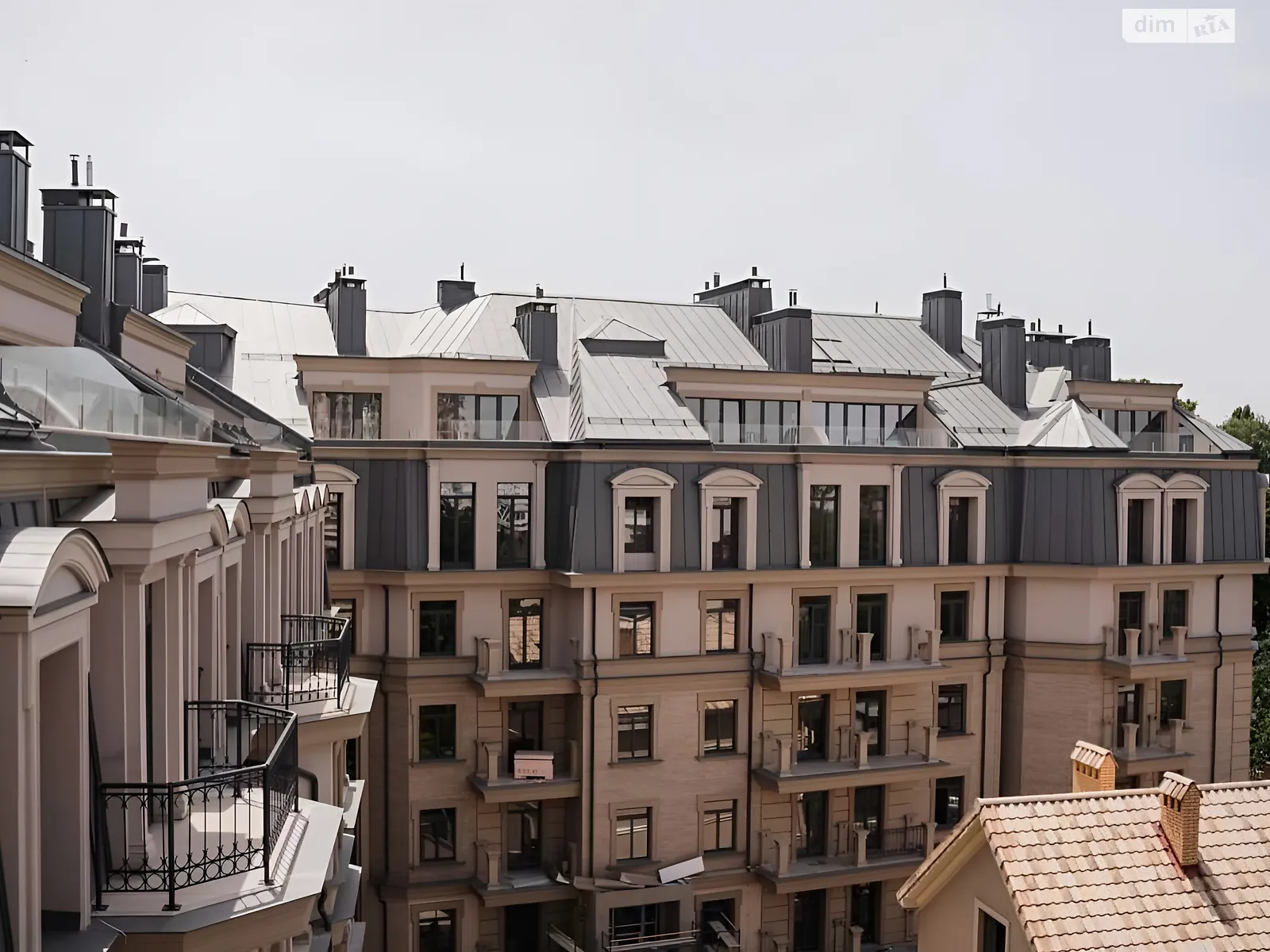 Продается 2-комнатная квартира 71.7 кв. м в Одессе, Фонтанская дор., 62К - фото 1