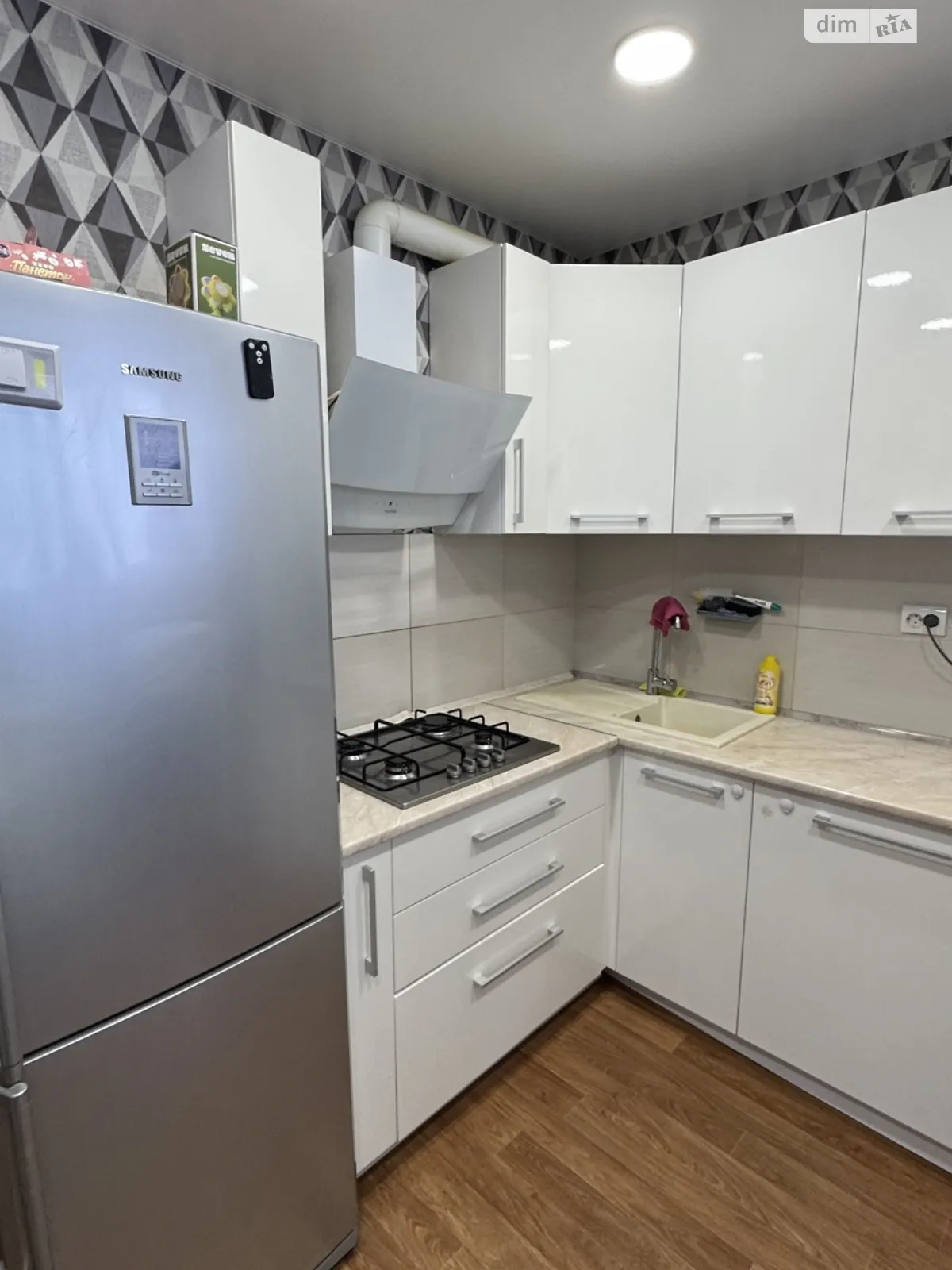 Продается 1-комнатная квартира 41.7 кв. м в Полтаве, ул. Башкирцевой Марии - фото 1
