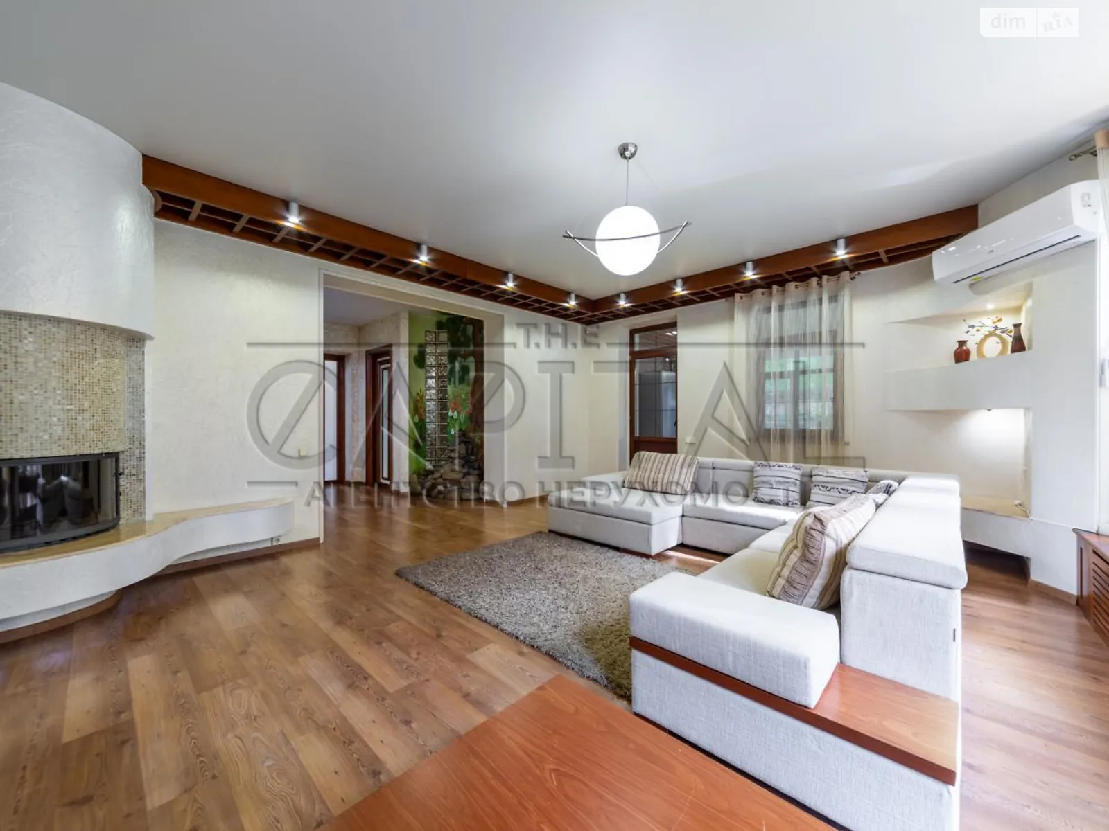 Сдается в аренду дом на 3 этажа 384 кв. м с верандой, цена: 3200 $ - фото 1