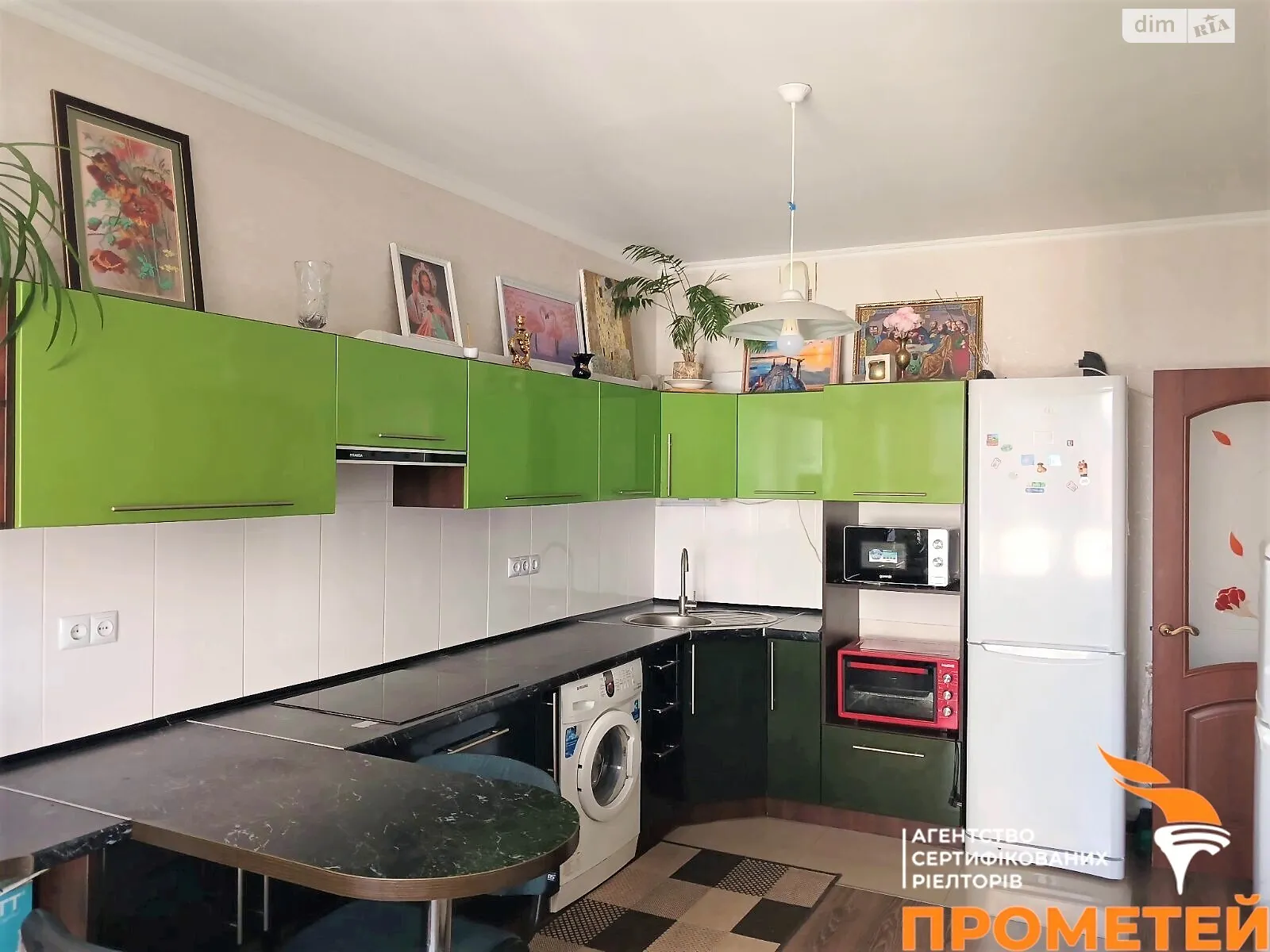 Продается 1-комнатная квартира 53.3 кв. м в Киеве, ул. Анны Ахматовой - фото 1