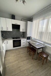 Довгострокова оренда квартири, Луцьк, р‑н. Красне, Львівська вулиця