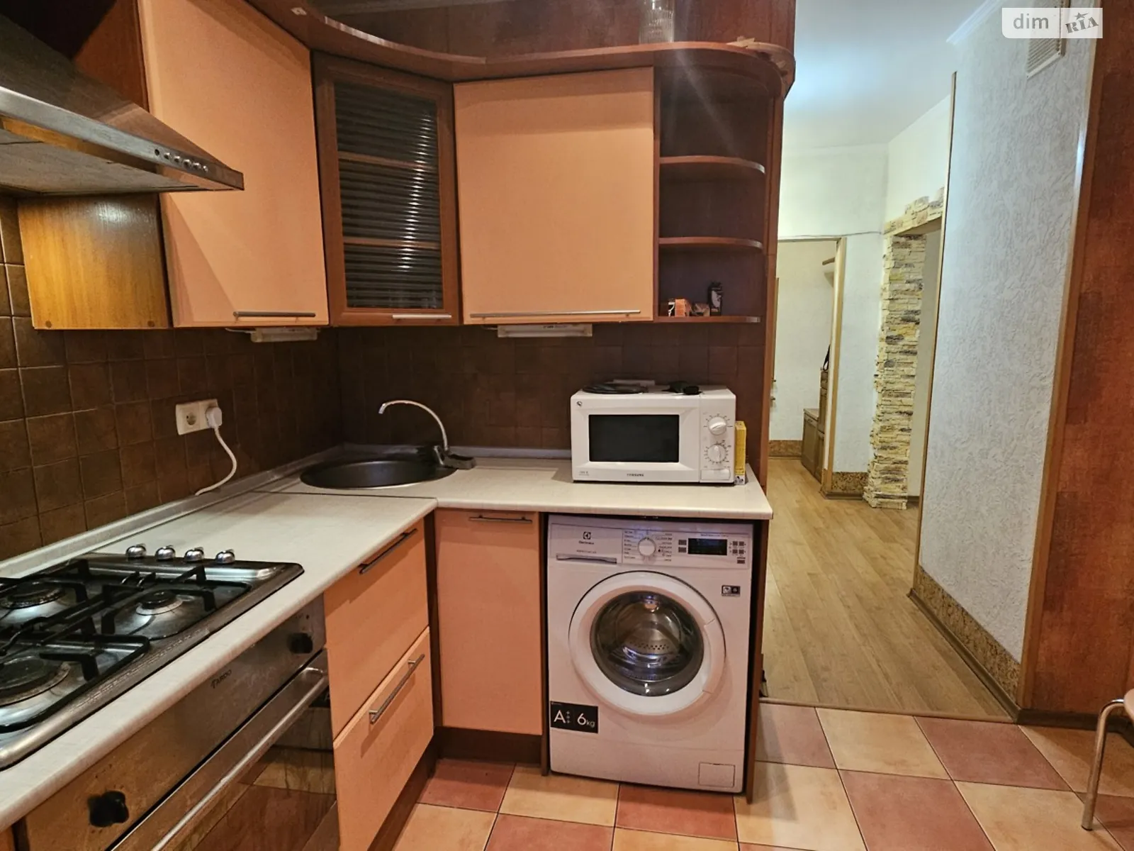 Сдается в аренду 1-комнатная квартира 42 кв. м в Киеве, ул. Левка Лукьяненко, 3В - фото 1