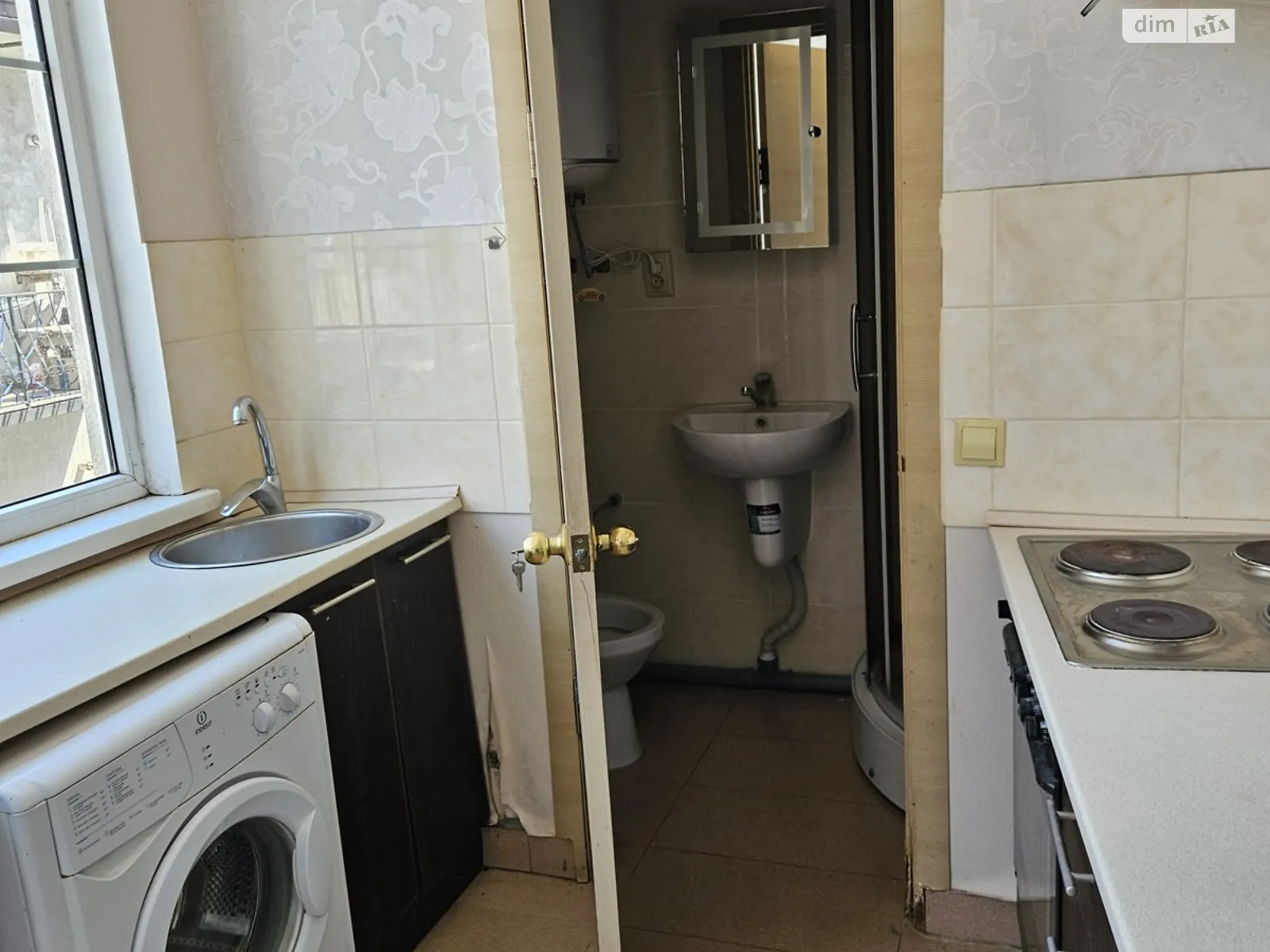 Продается 1-комнатная квартира 34 кв. м в Одессе, ул. Дача Ковалевского - фото 1