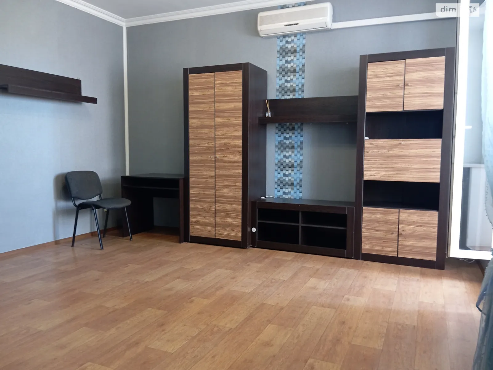 Продается 1-комнатная квартира 39 кв. м в Одессе, ул. Академика Сахарова - фото 1
