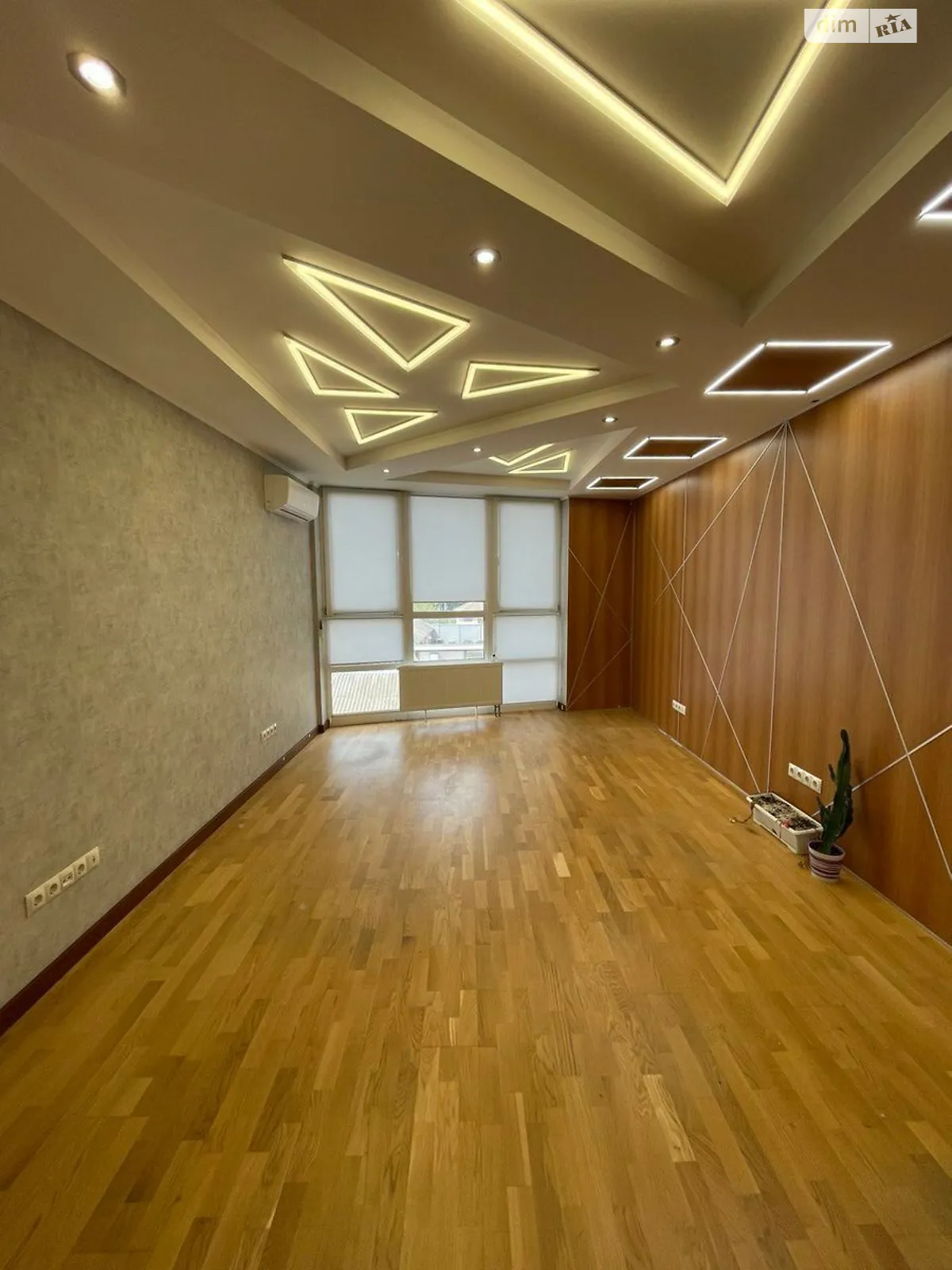 Продается 2-комнатная квартира 78 кв. м в Киеве, ул. Казимира Малевича, 89 - фото 1